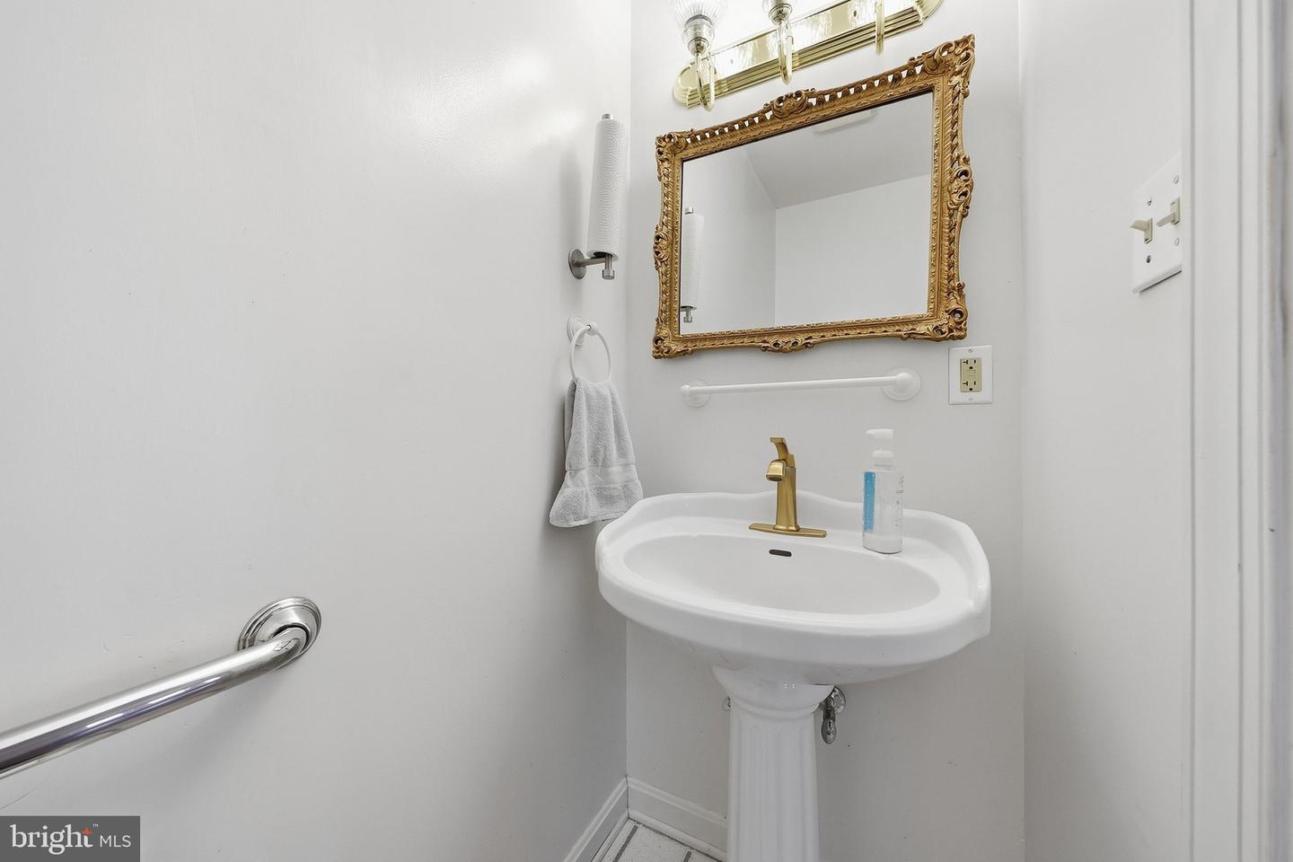 1716 Gablehammer Rd Property Photo 23