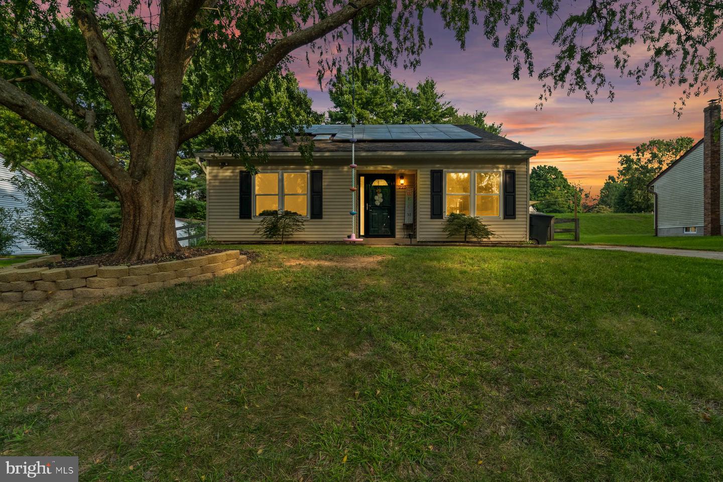 225 Stacy Lee Dr Property Photo 1