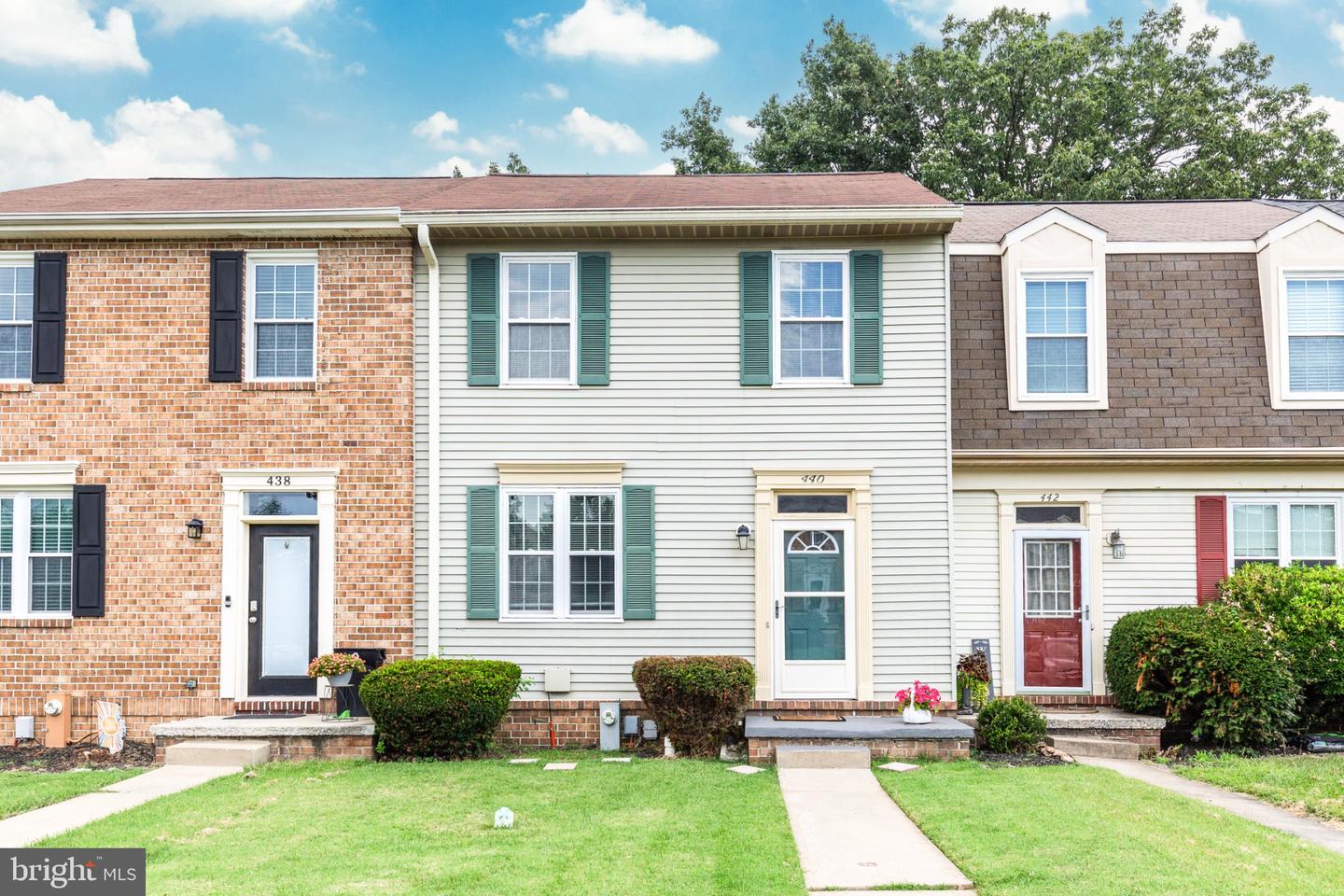 440 LOGAN DR