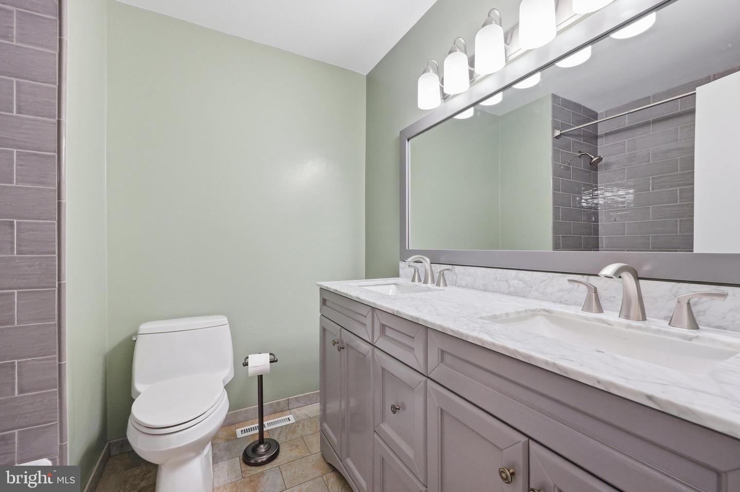2702 Rainbow Dr Property Photo 28