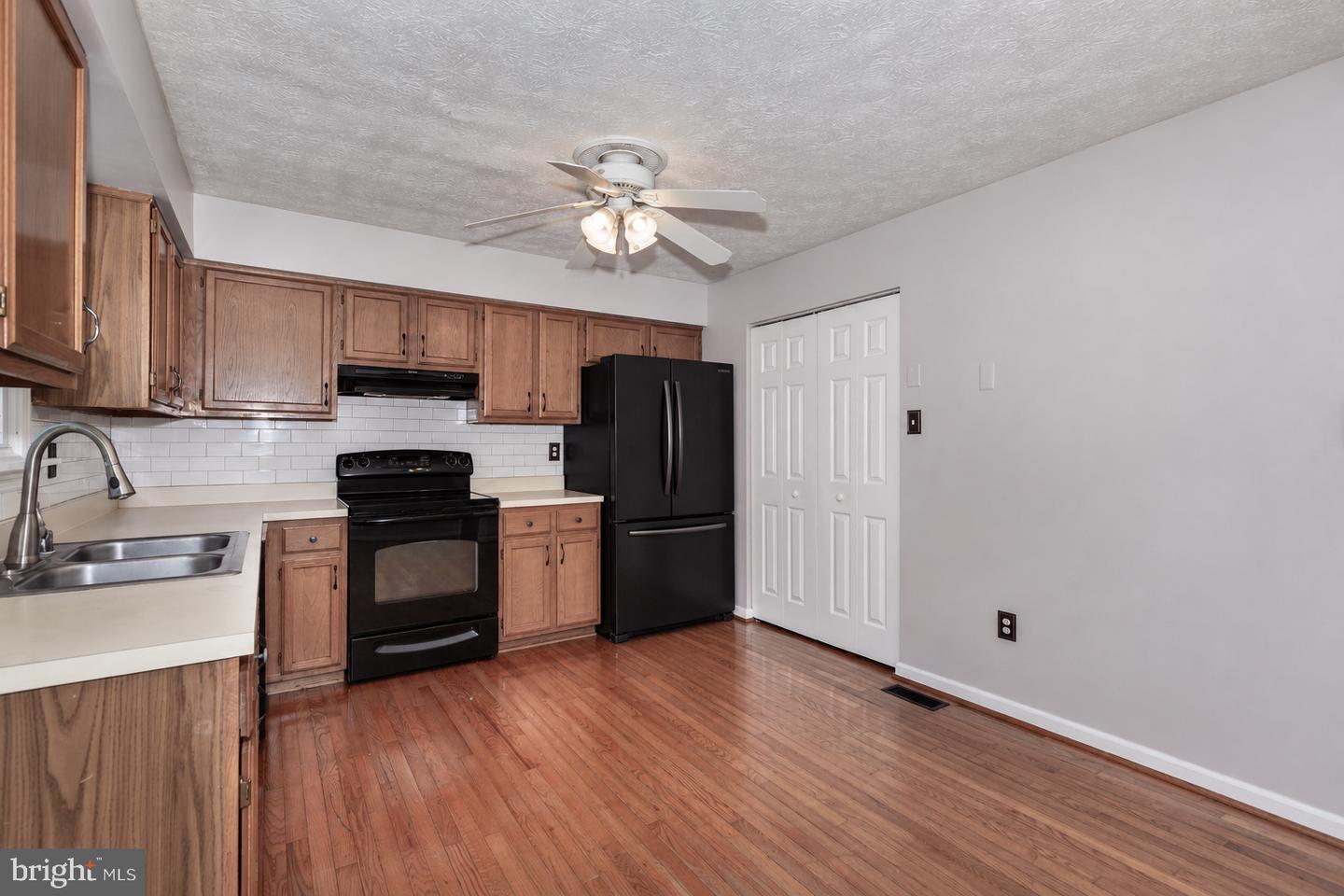 367 Doral Ct Property Photo 16
