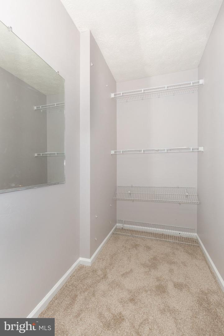 367 Doral Ct Property Photo 19