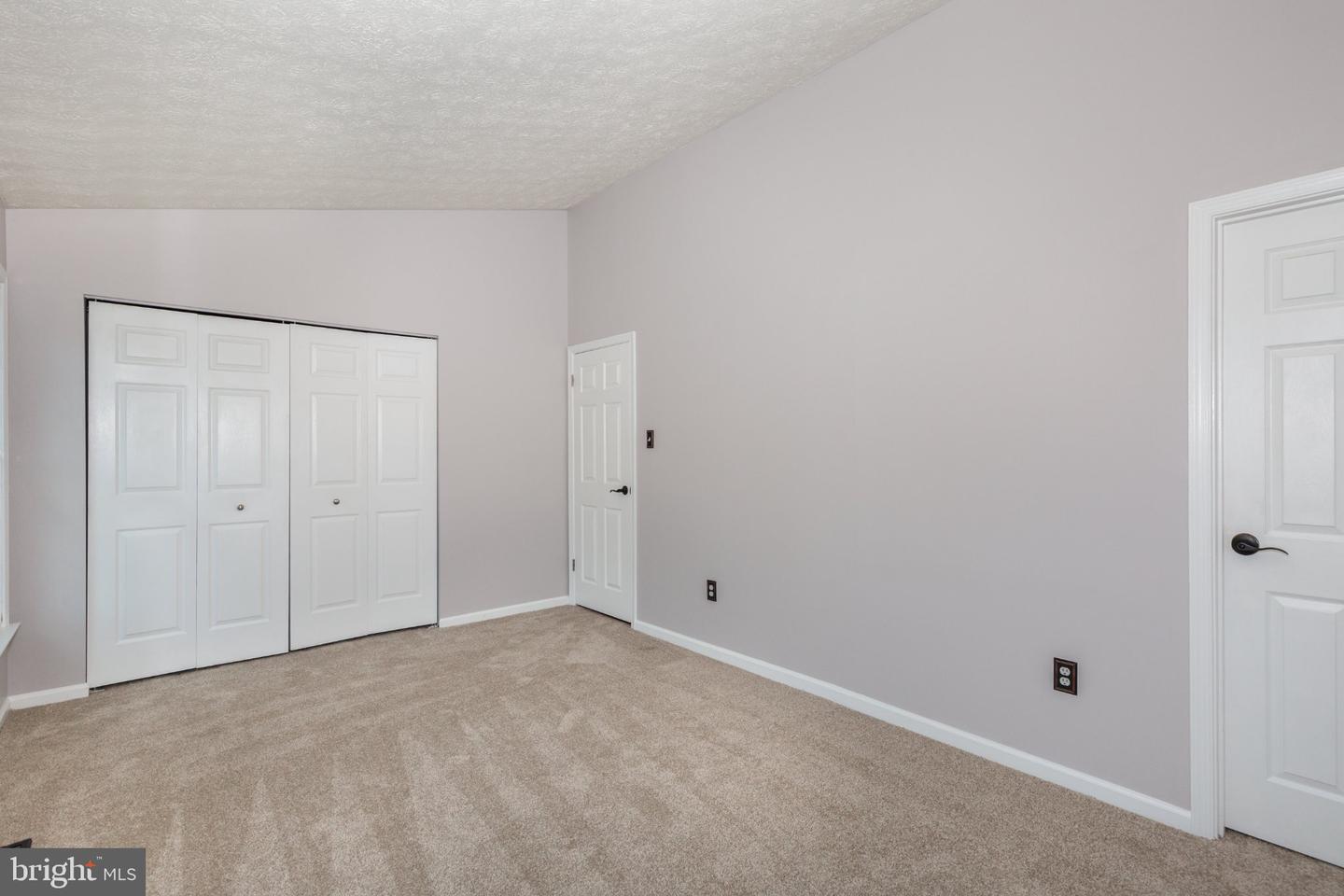 367 Doral Ct Property Photo 22