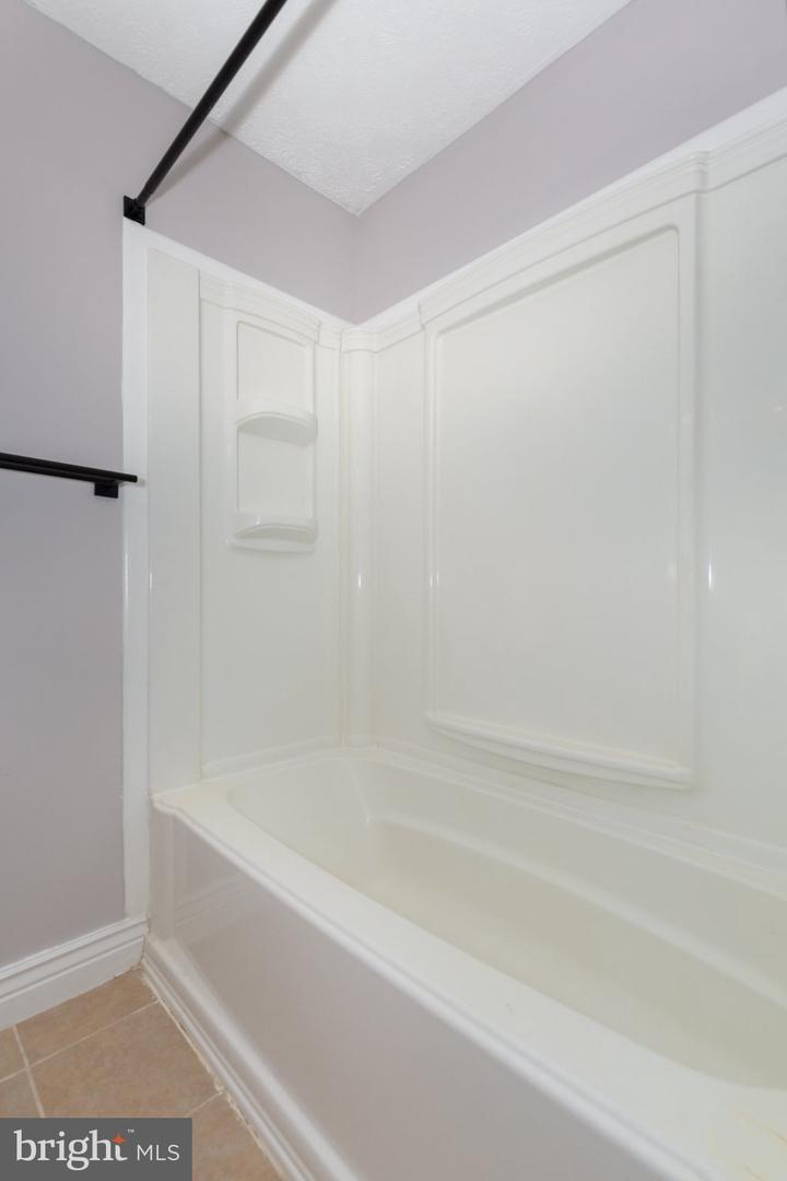 367 Doral Ct Property Photo 37