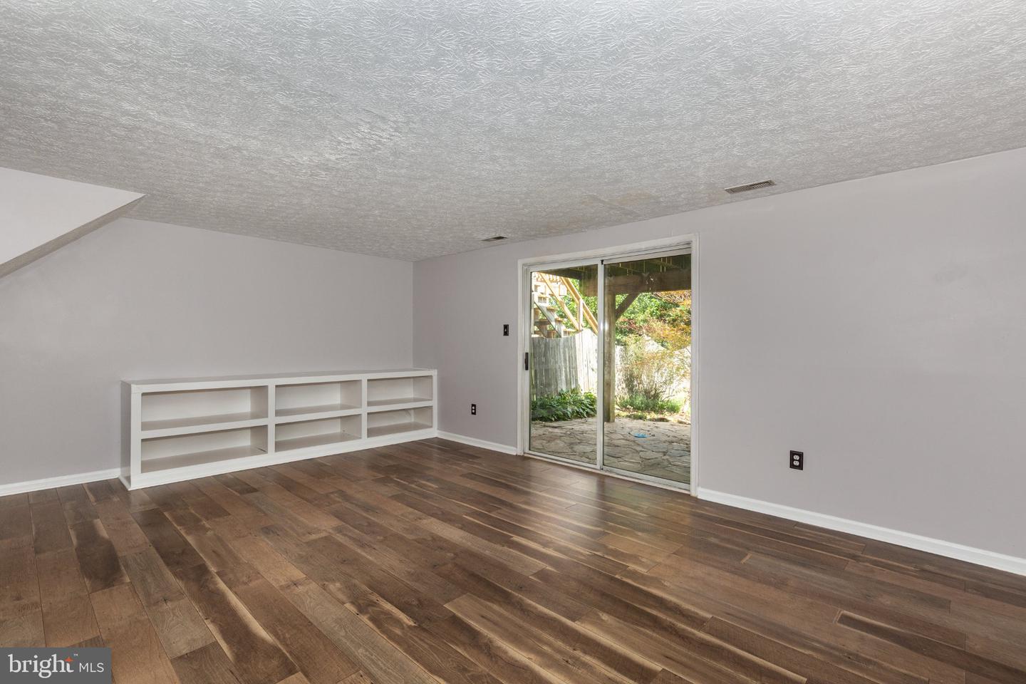 367 Doral Ct Property Photo 44