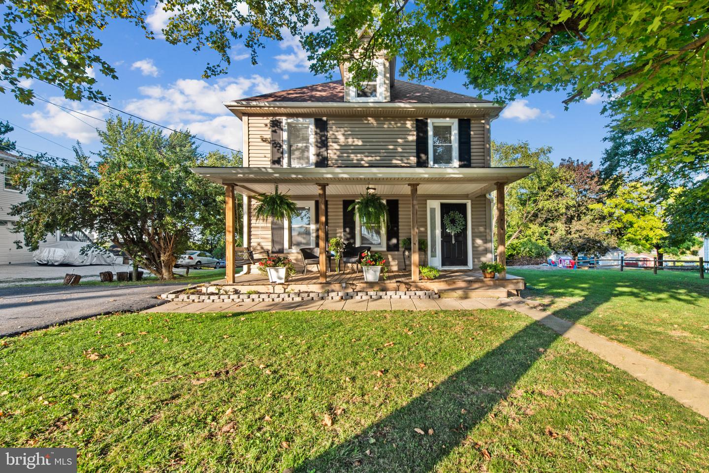 704 OLD BALTIMORE RD Property Photo 1