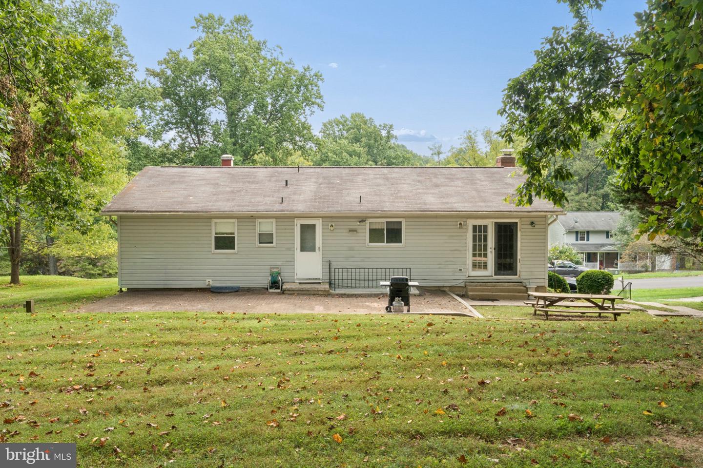 6414 Locust Ln Property Photo 28