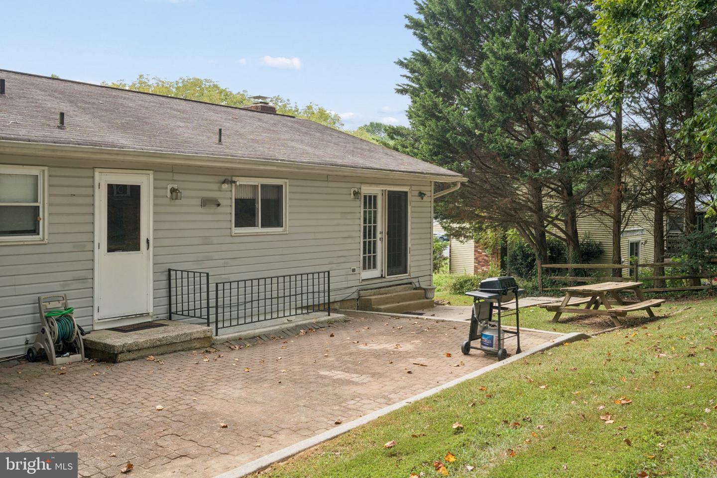 6414 Locust Ln Property Photo 30