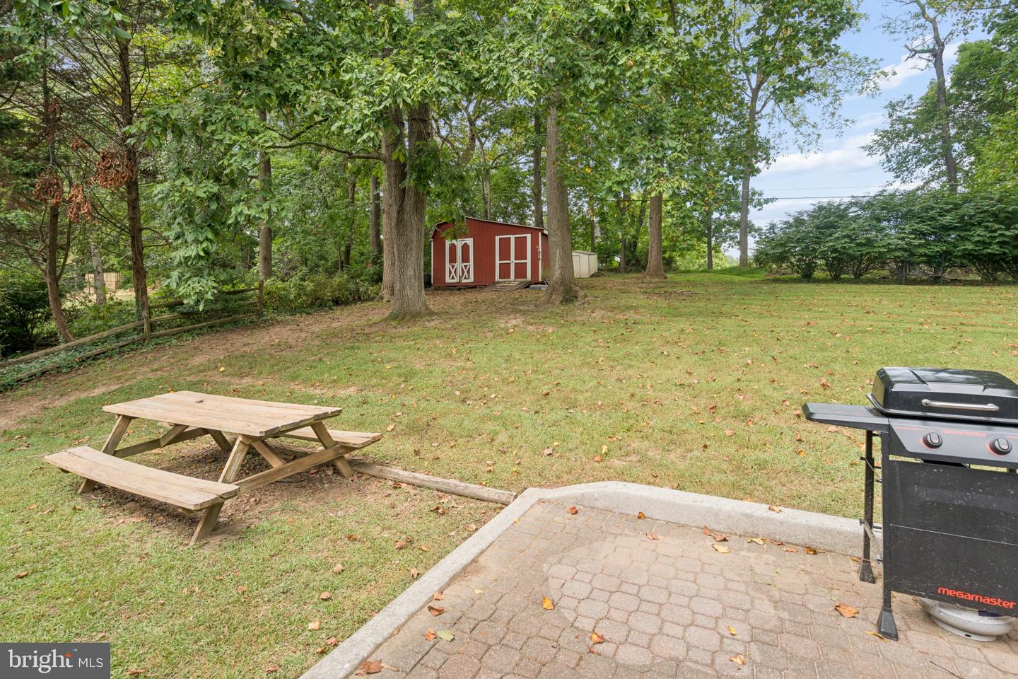 6414 Locust Ln Property Photo 31