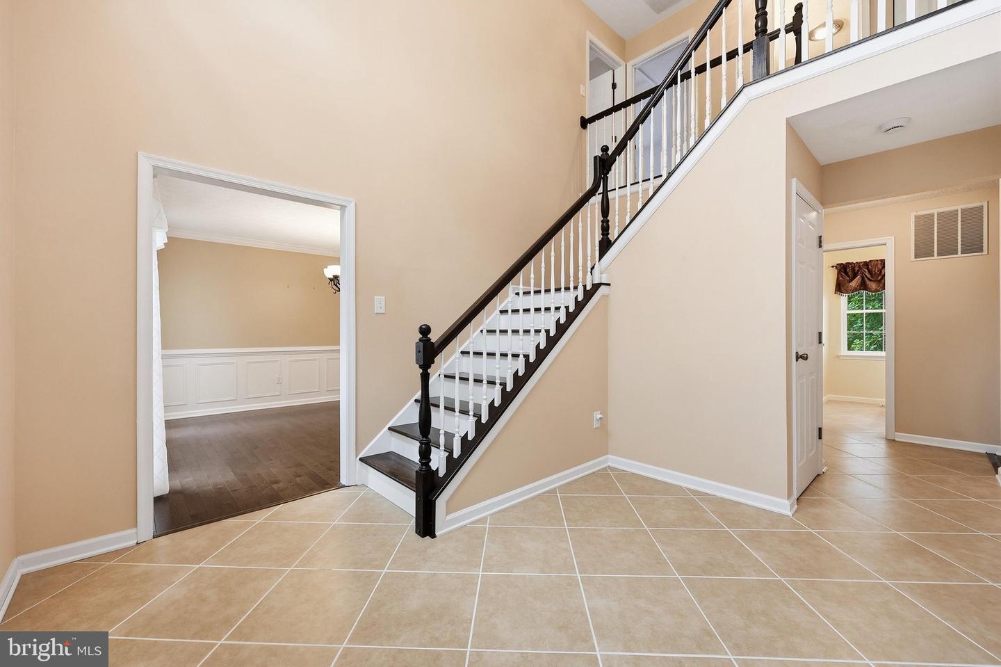 376 Winged Foot Dr Property Photo 4