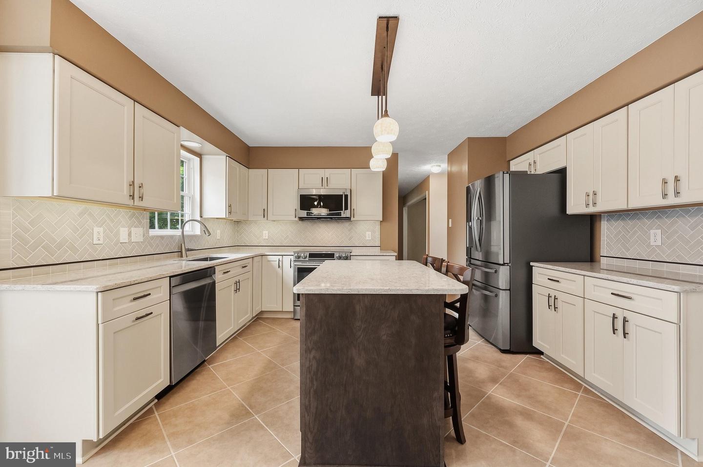 376 Winged Foot Dr Property Photo 14
