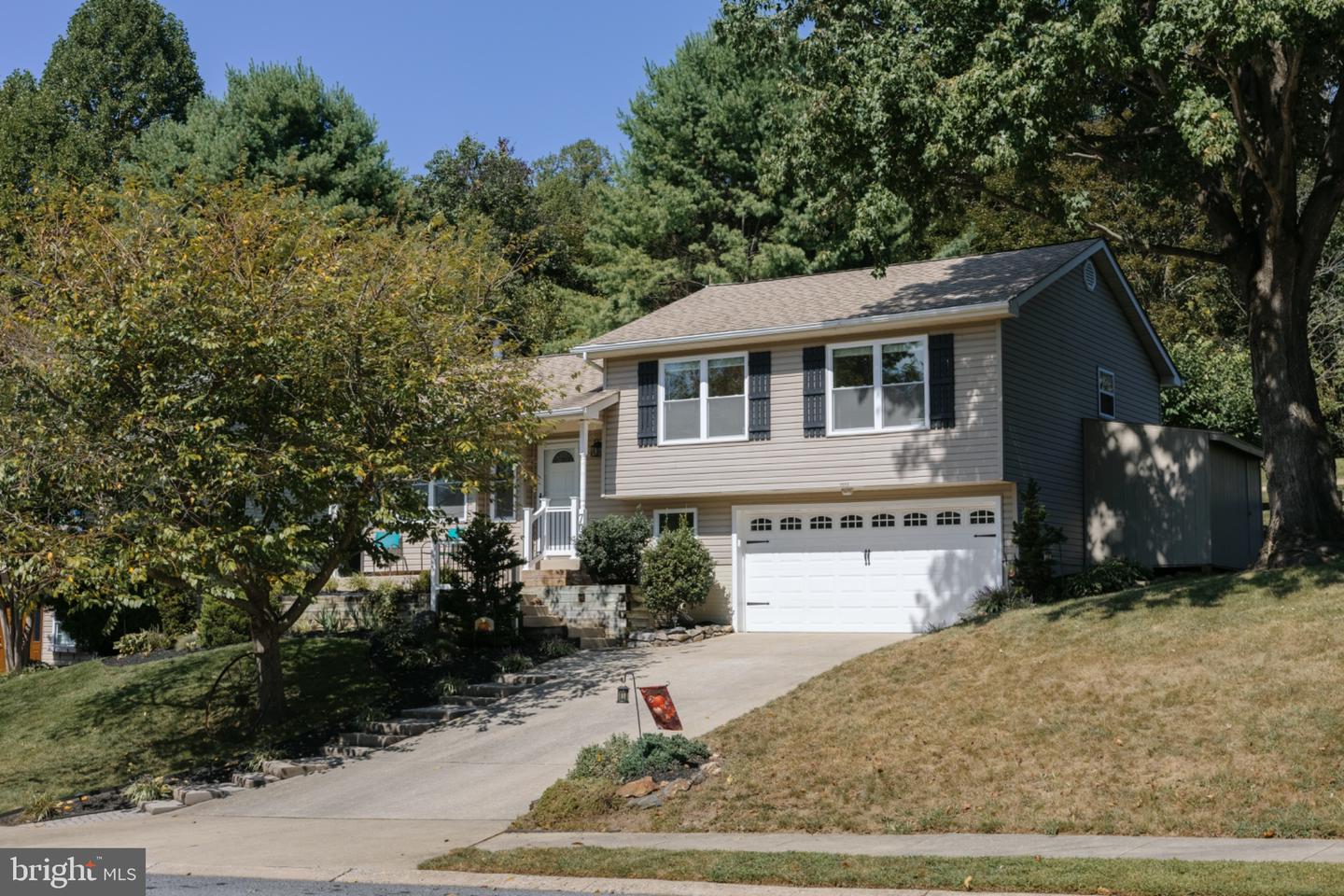 7072 Melstone Valley Way Property Photo 1