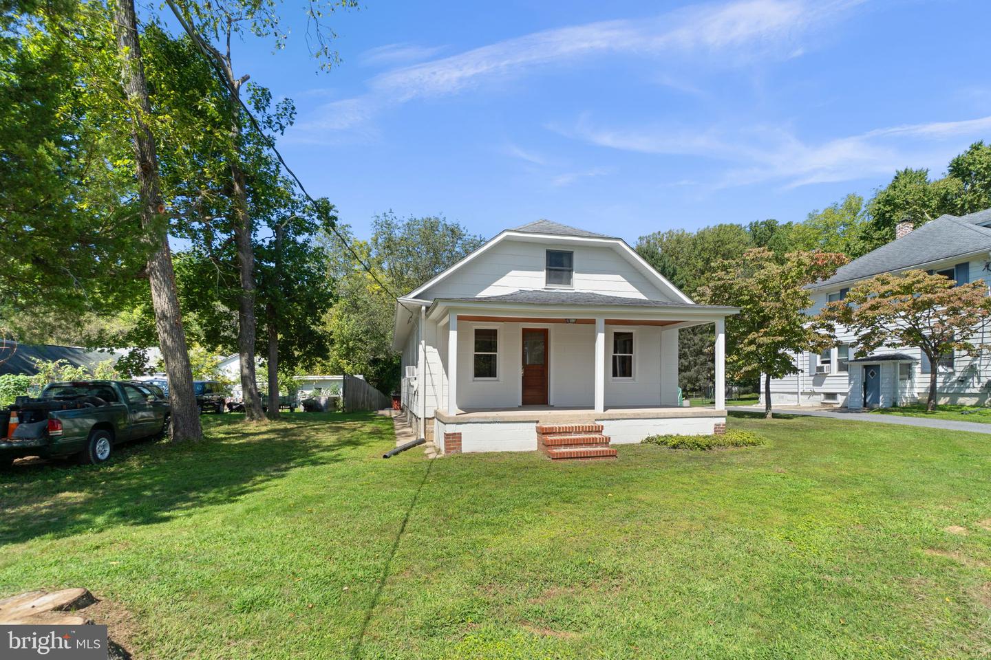 5840 Oakland Rd Property Photo 2