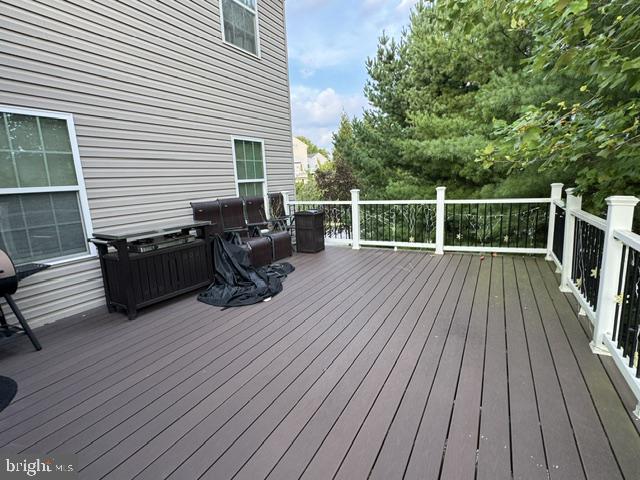 2877 Mahla Ct Property Photo 6
