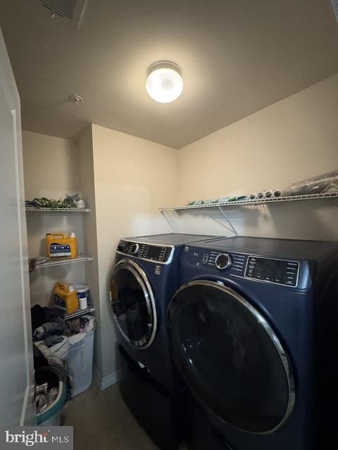 2877 Mahla Ct Property Photo 44