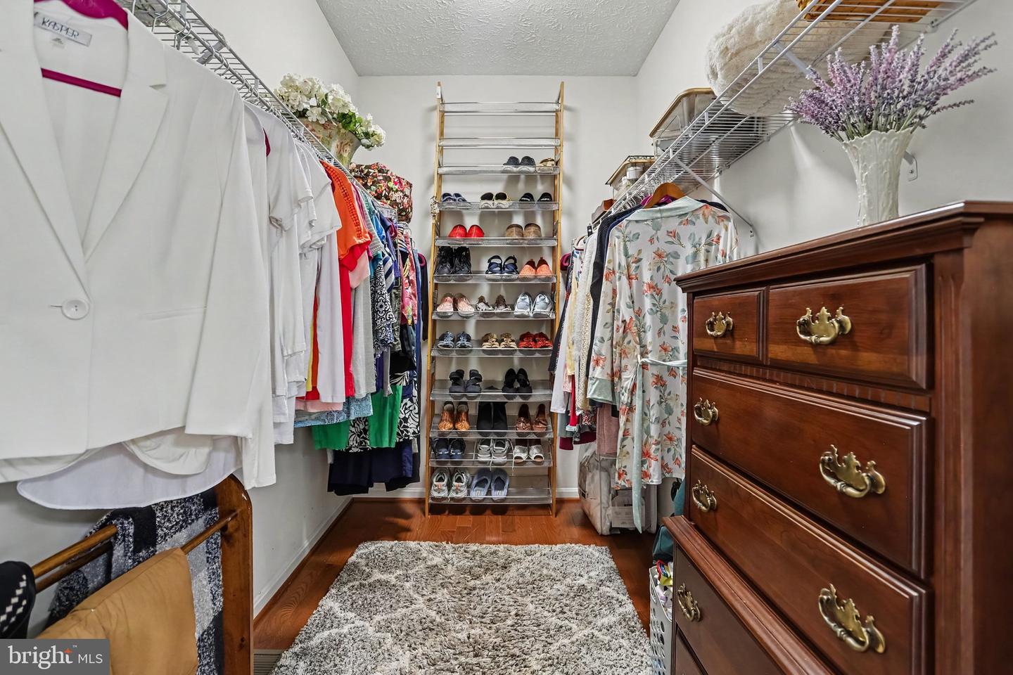 2623 Washington Way Property Photo 8