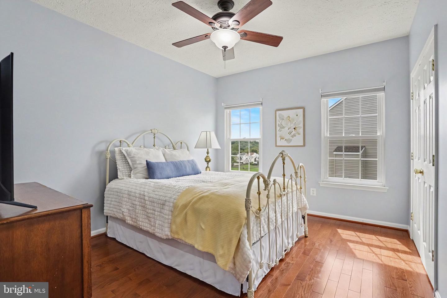 2623 Washington Way Property Photo 16