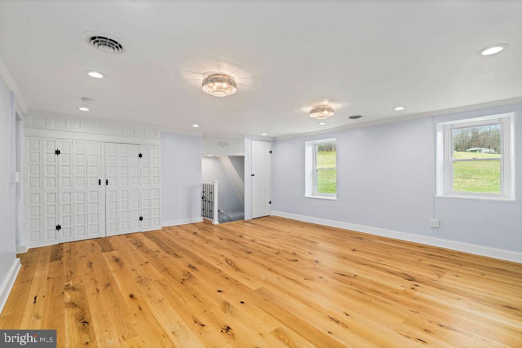 MDCR2037840 Property Photo 15