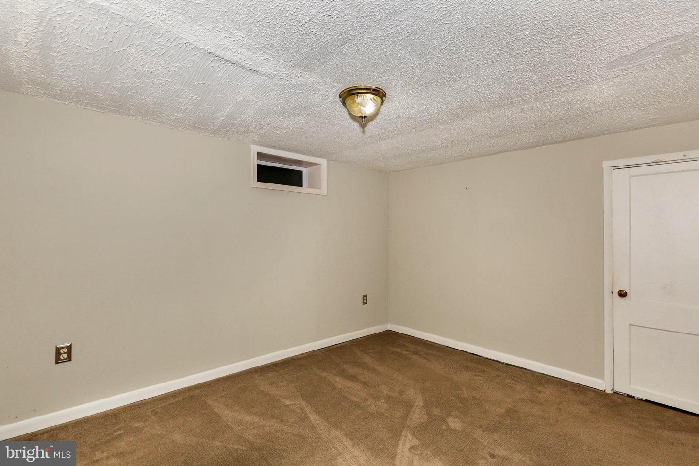 428 Maple Ave Property Photo 23