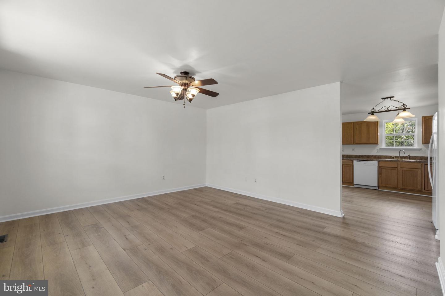 67 Crimson Ave Property Photo 5