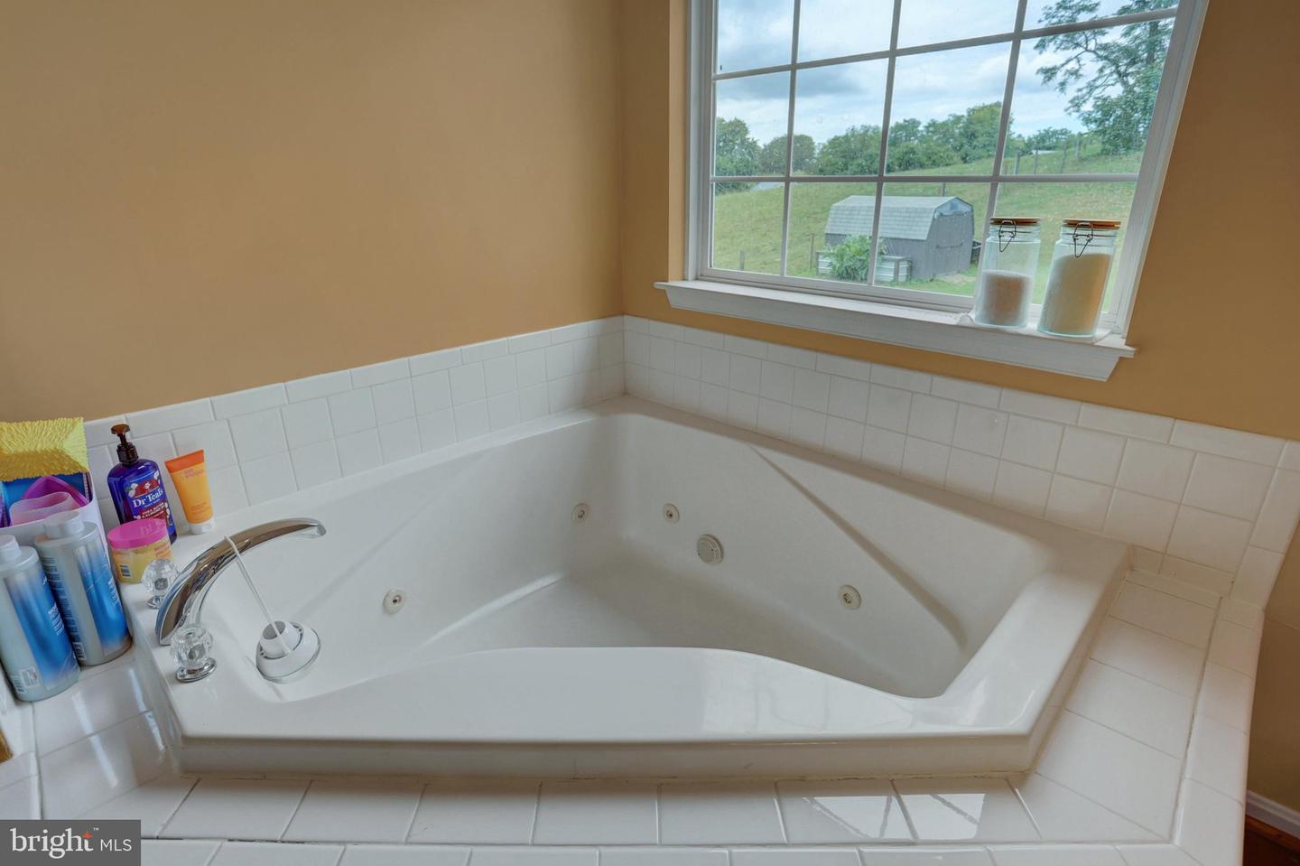 4420 Bark Hill Rd Property Photo 41