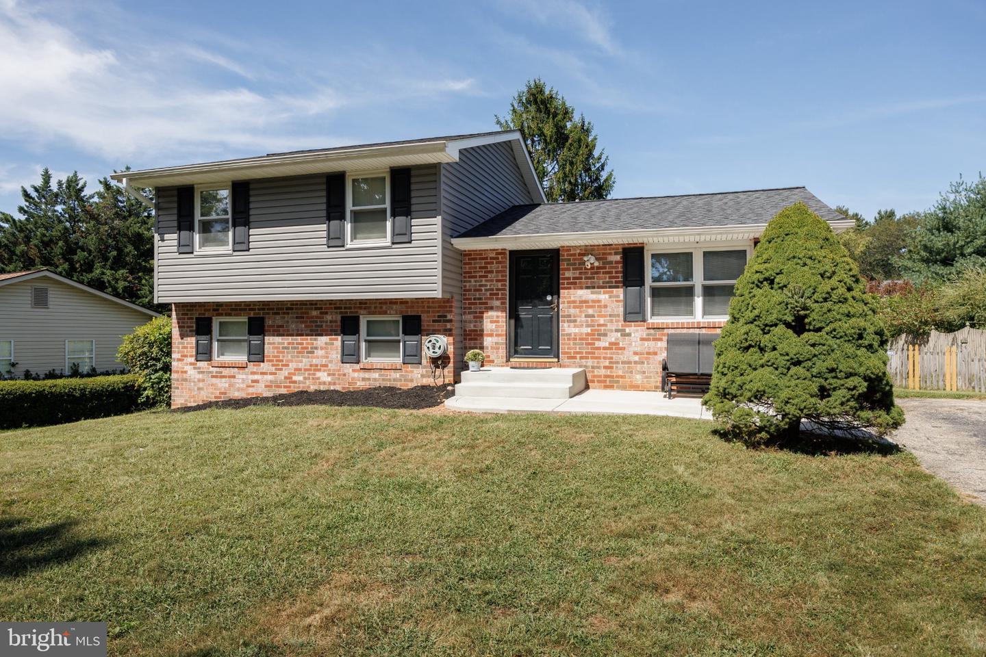 1702 Gemini Dr Property Photo 1