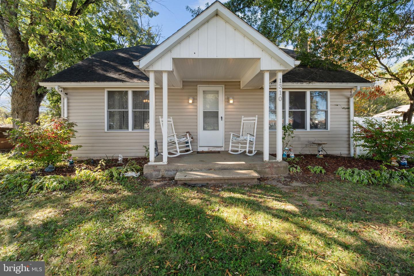 1310 Washington Rd Property Photo 1