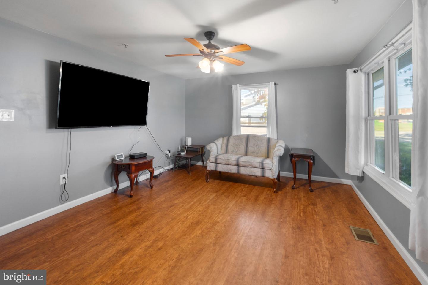 1310 Washington Rd Property Photo 11