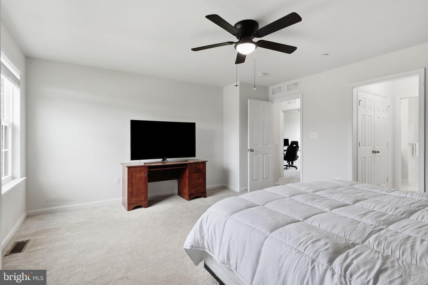 554 Kenan St Property Photo 19
