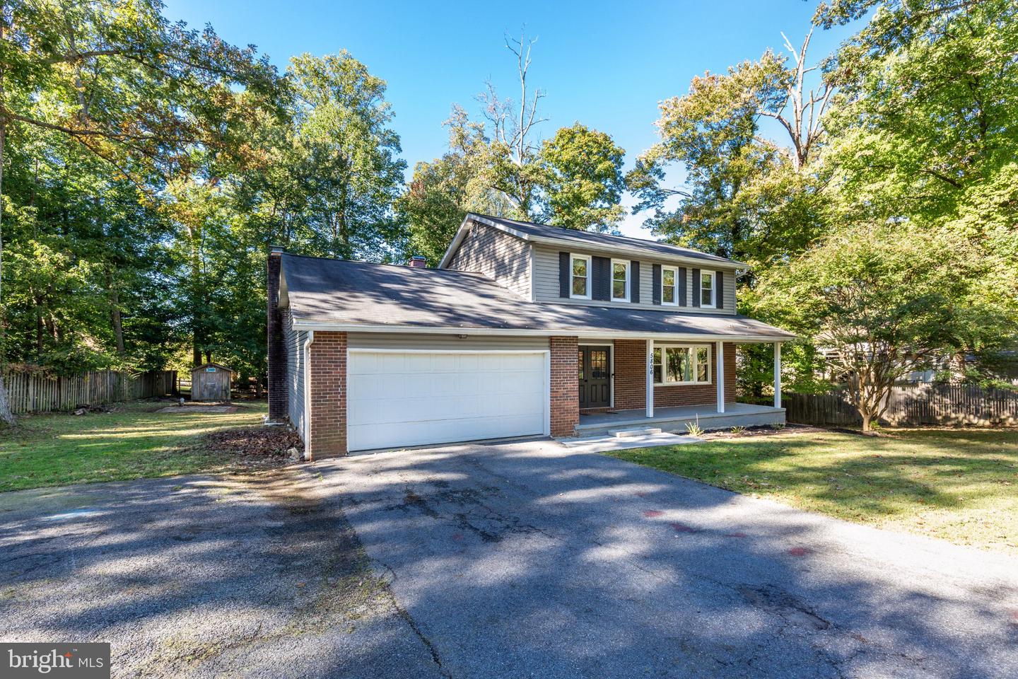 5806 Victor Dr Property Photo 4