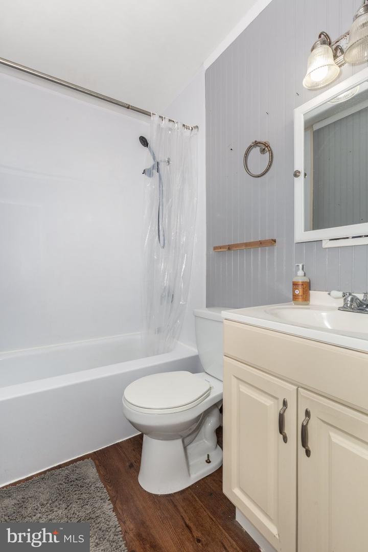 5806 Victor Dr Property Photo 32