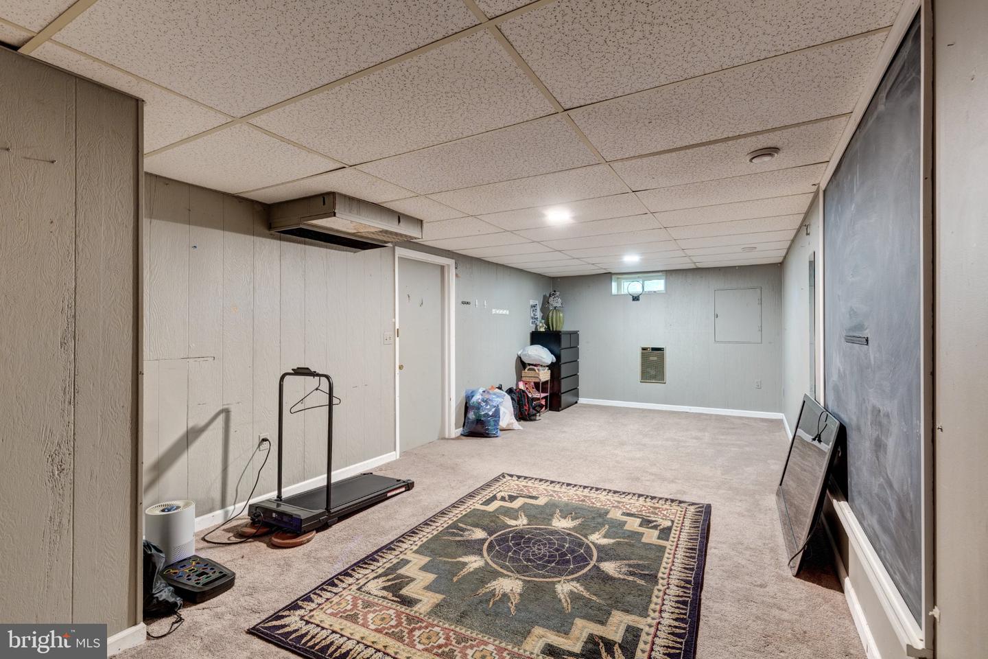 5806 Victor Dr Property Photo 36