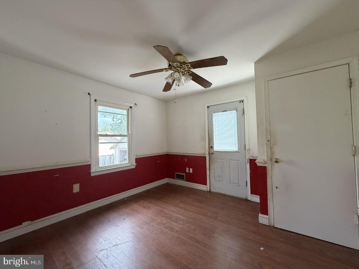 108 Paradise Ave Property Photo 25