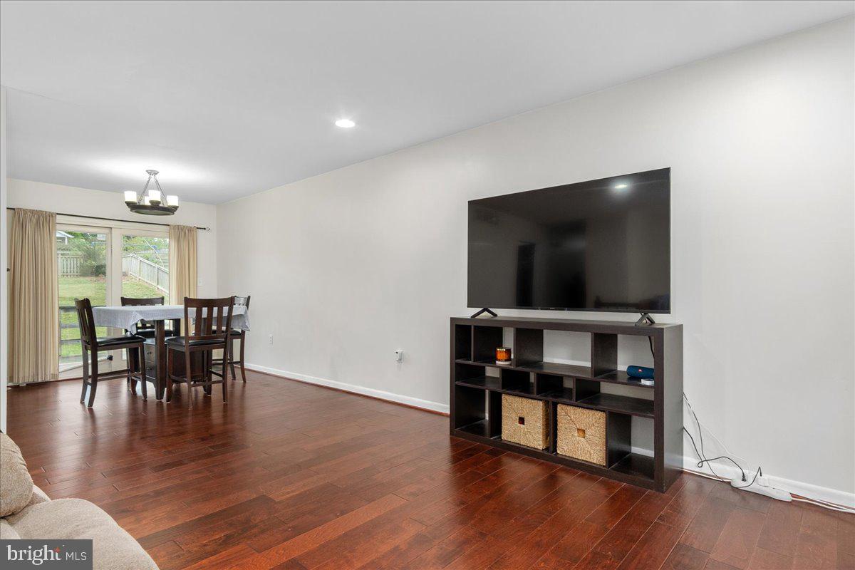 7132 Macbeth Way Property Photo 13
