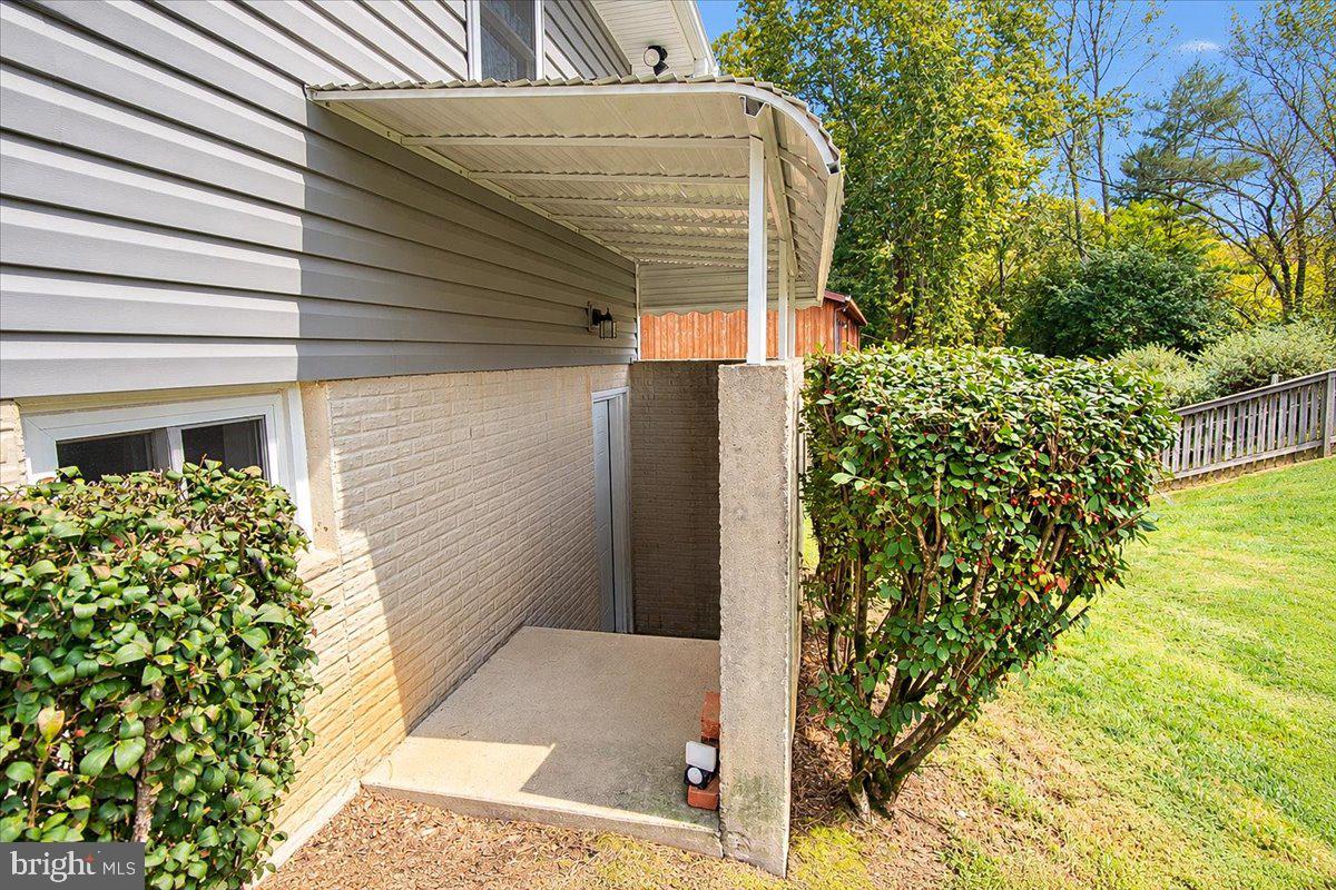 7132 Macbeth Way Property Photo 28