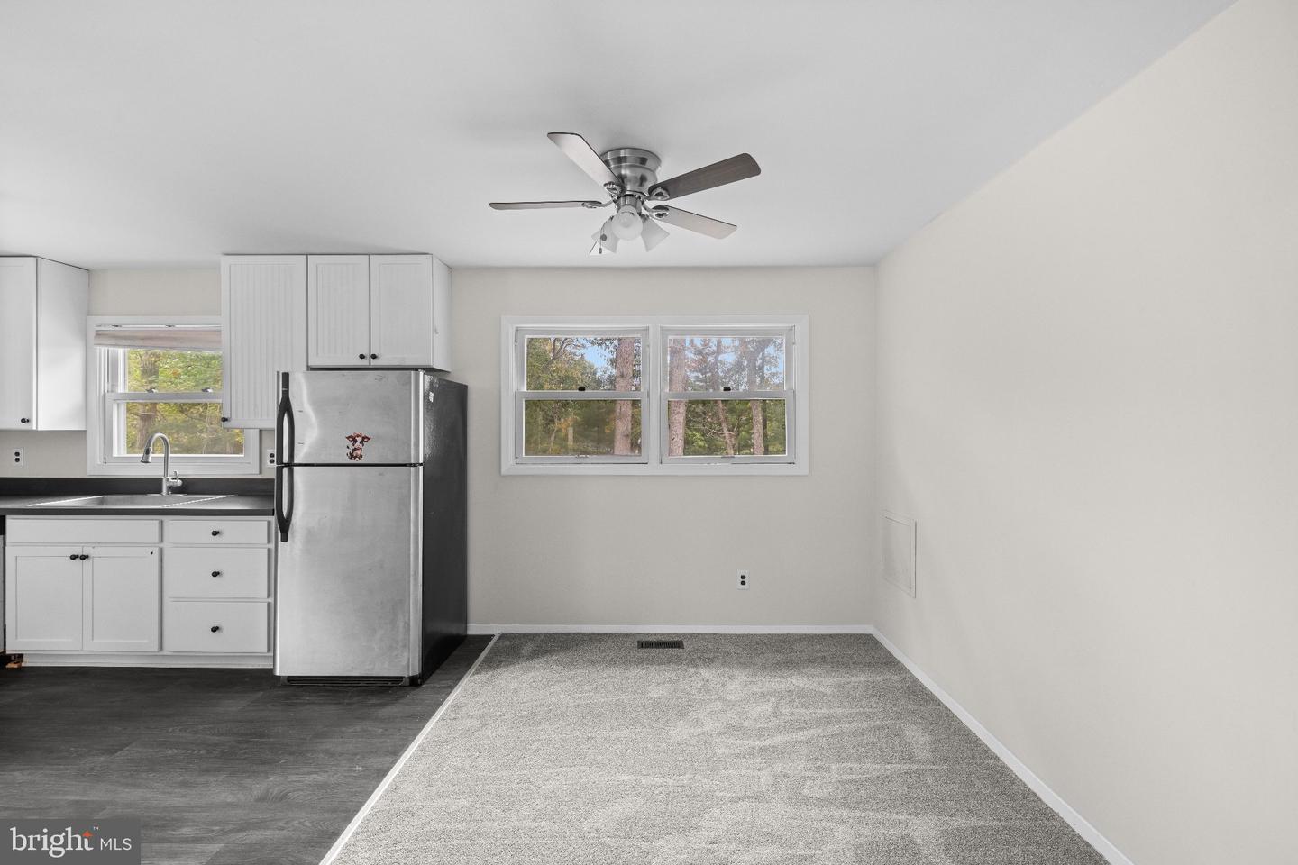 1512 Carriage Hill Dr Property Photo 8