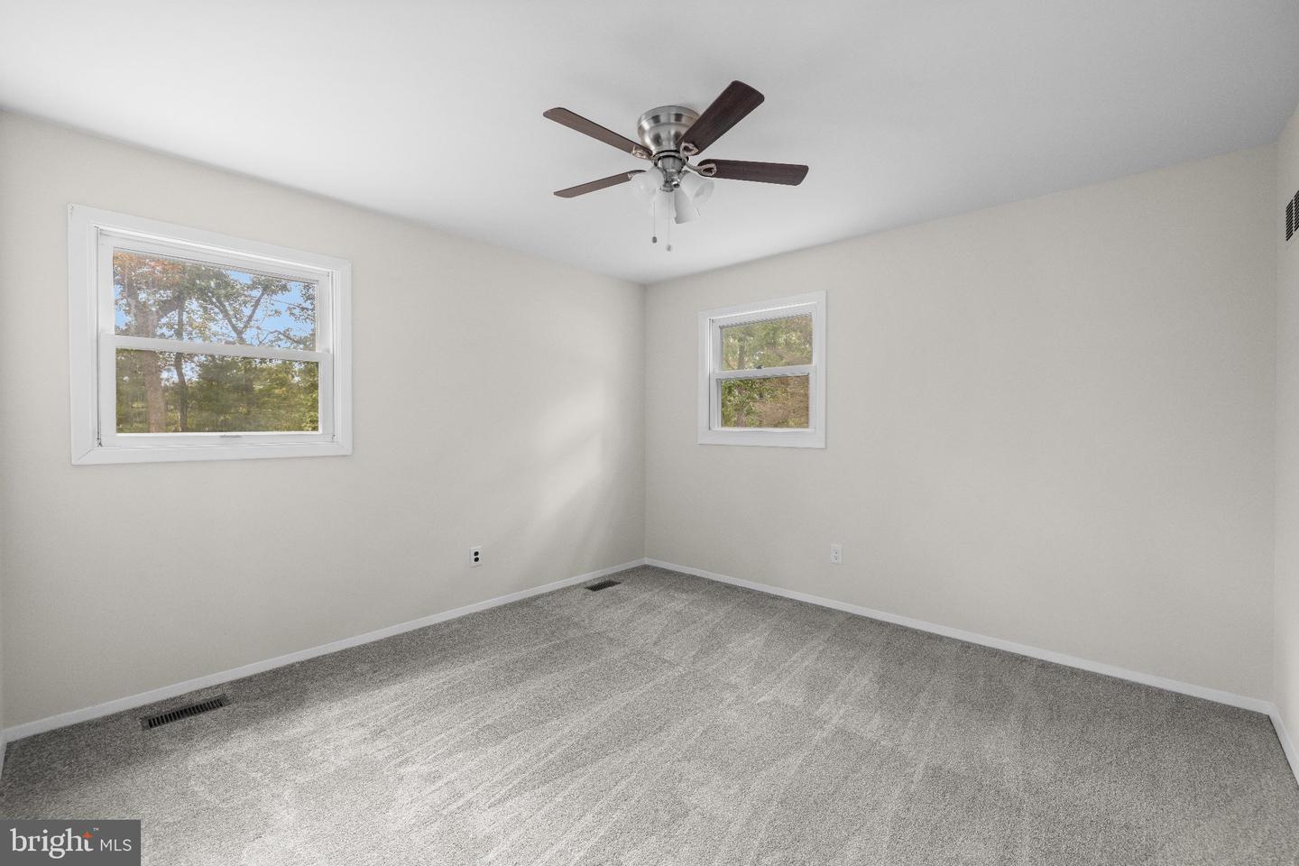 1512 Carriage Hill Dr Property Photo 11
