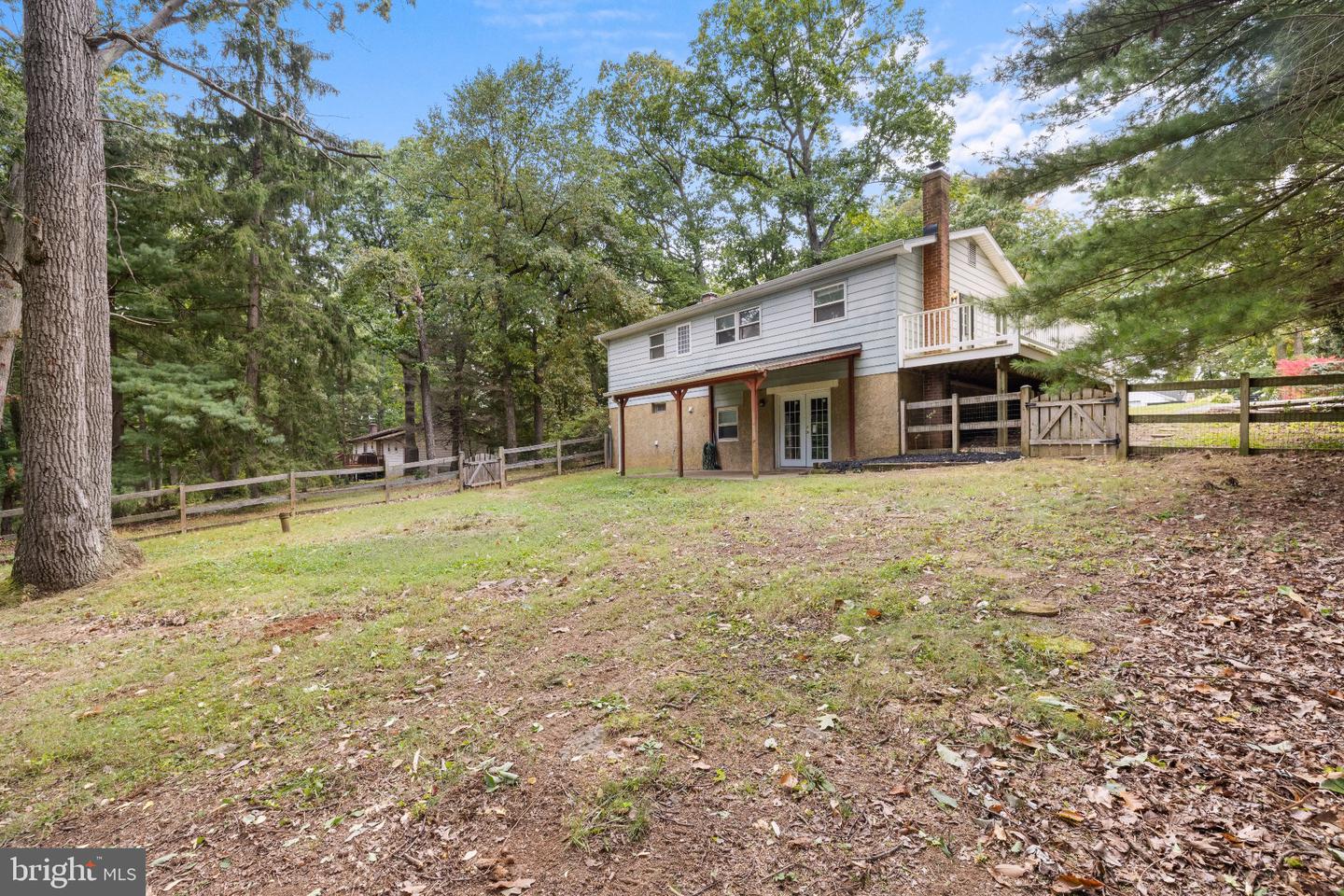 1512 Carriage Hill Dr Property Photo 24