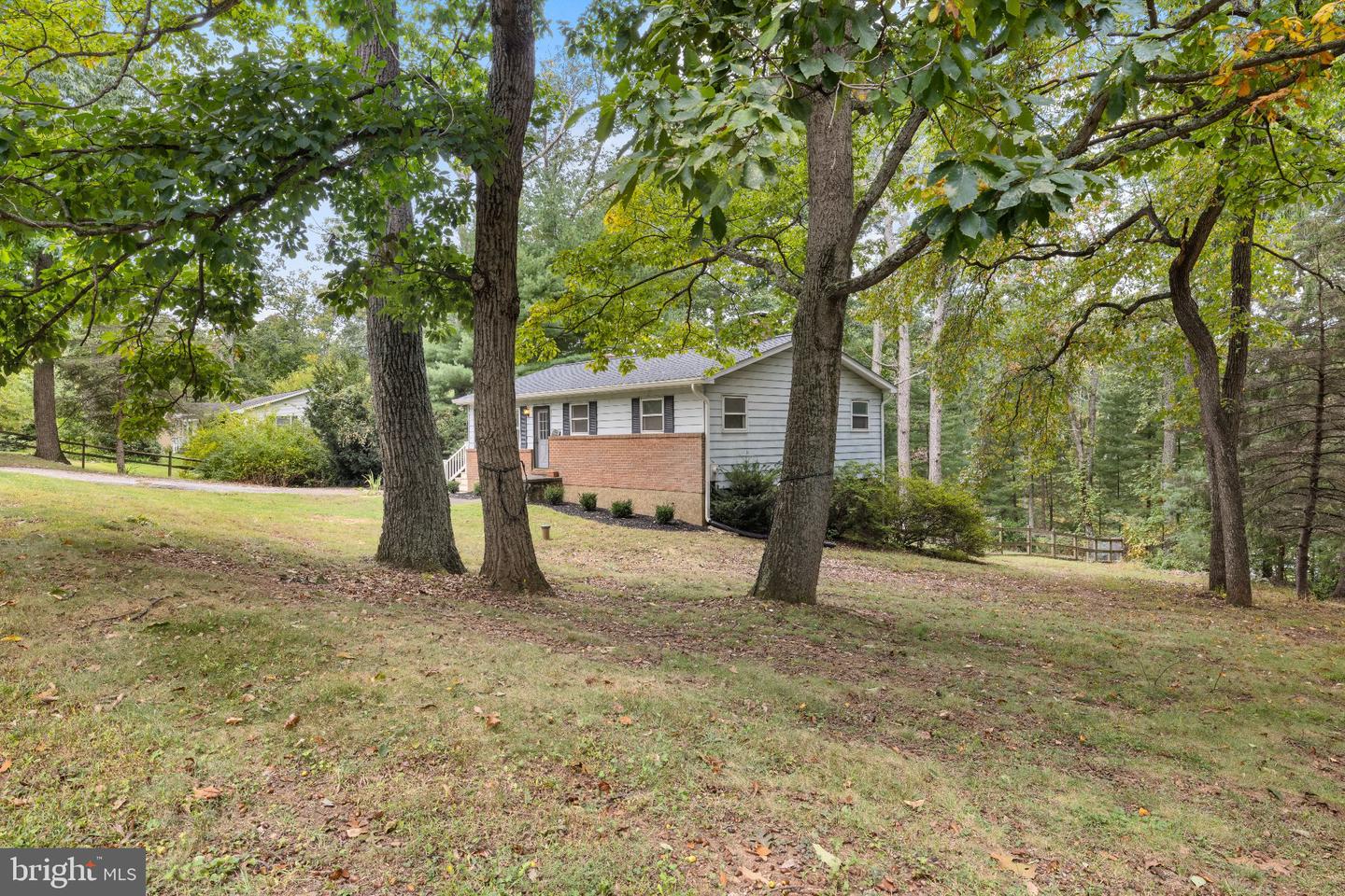 1512 Carriage Hill Dr Property Photo 29