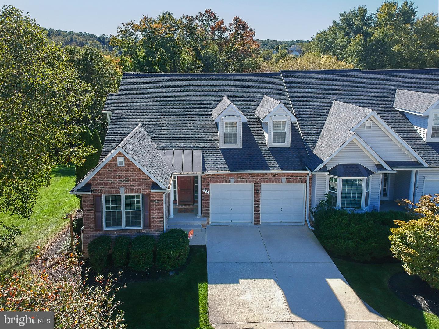 703 Norfield Ct Property Photo 1