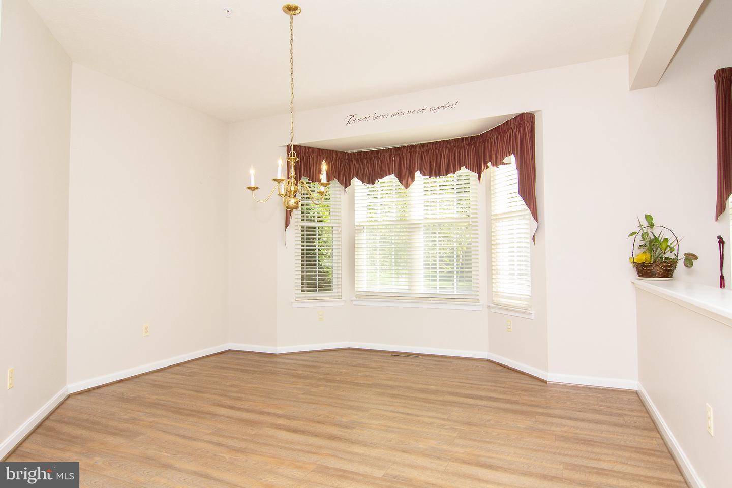 703 Norfield Ct Property Photo 9