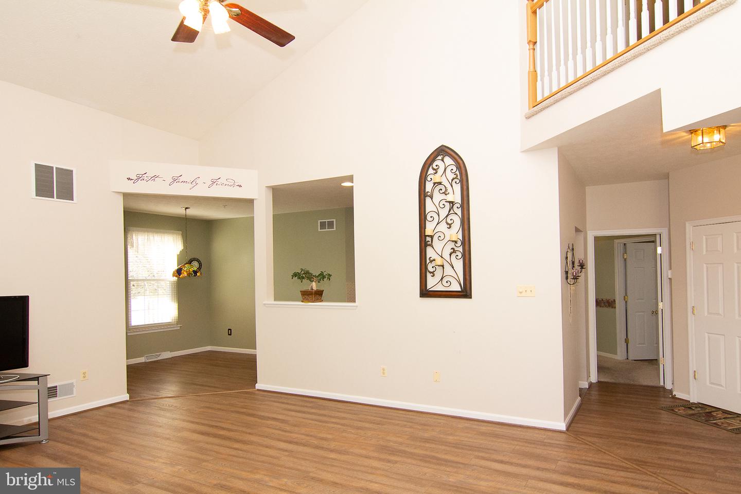 703 Norfield Ct Property Photo 13
