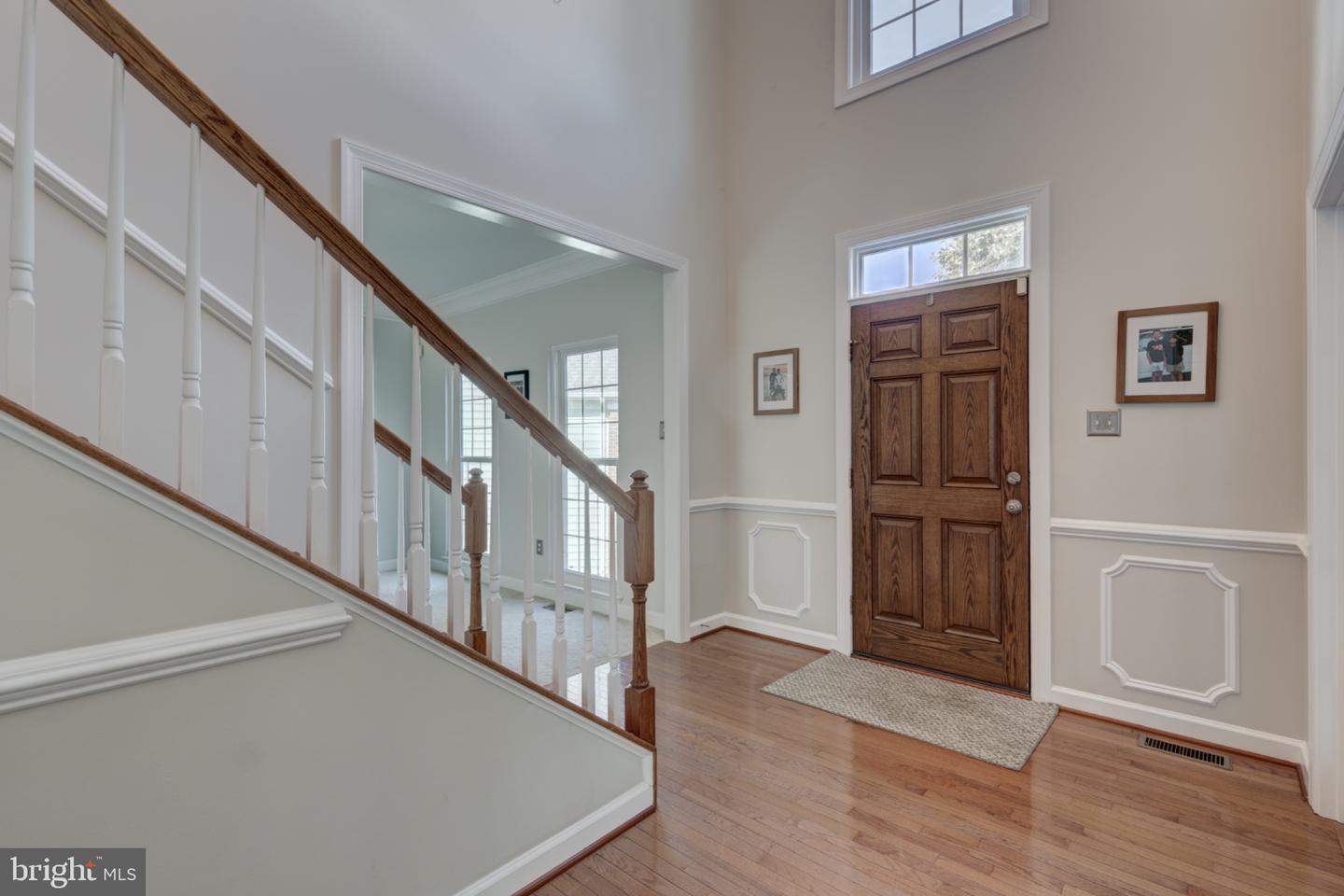 672 Spring Meadow Dr Property Photo 4