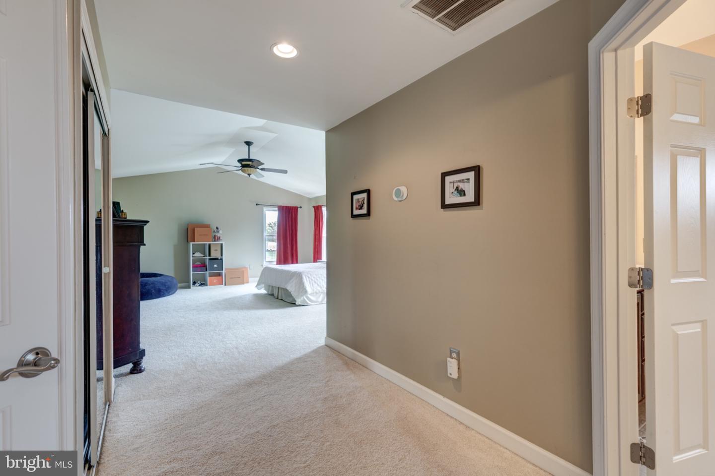 672 Spring Meadow Dr Property Photo 39