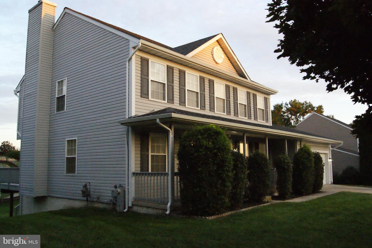 920 BURNING TREE CT Property Photo 1