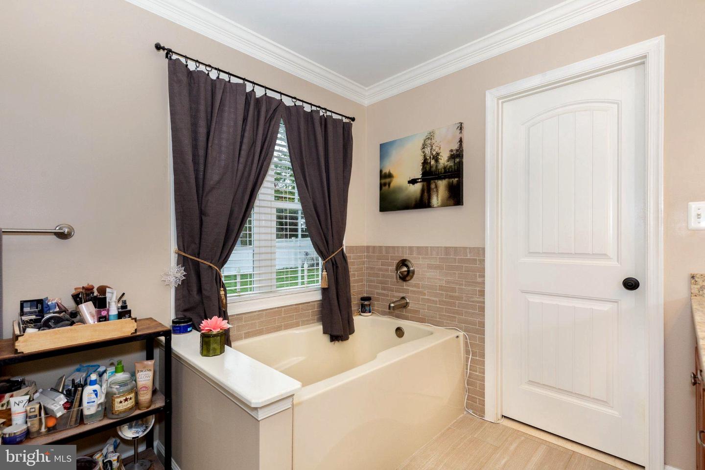 295 Maring Dr Property Photo 15