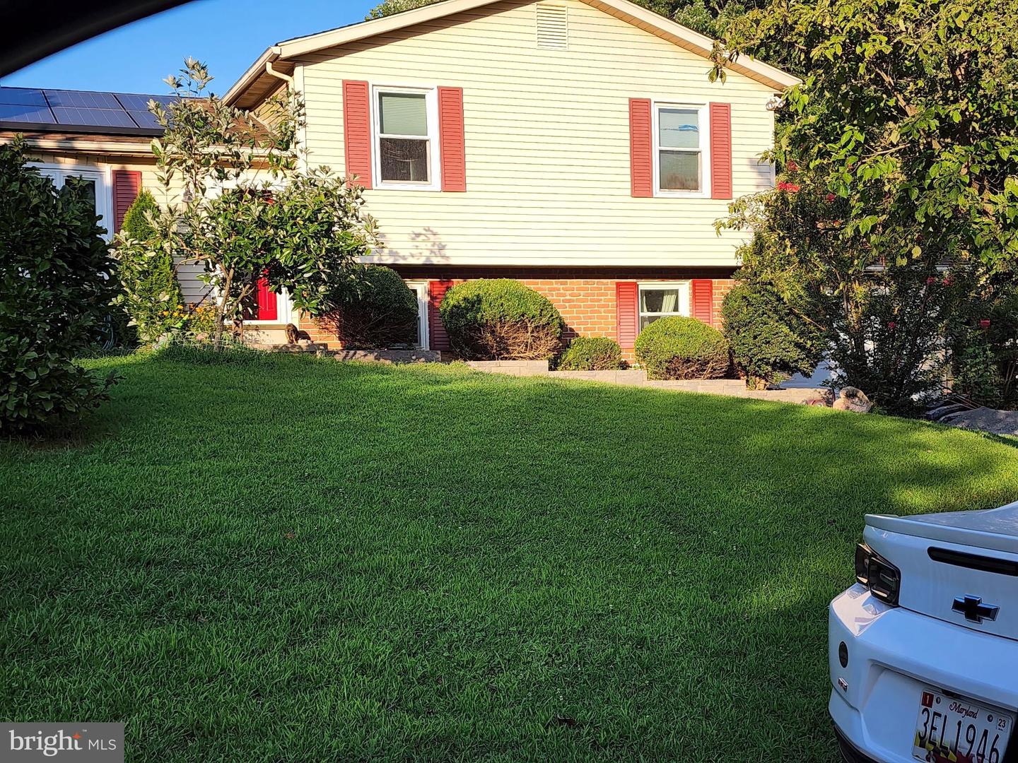 7205 Violet Ct Property Photo 1