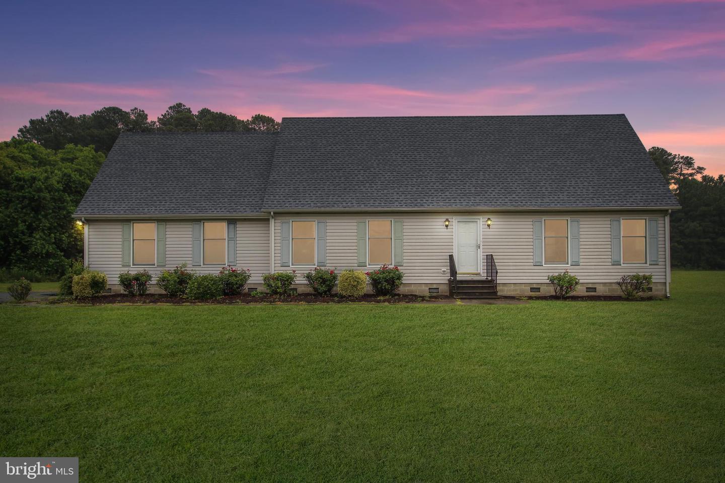 2827 Hoopers Island Rd Property Photo