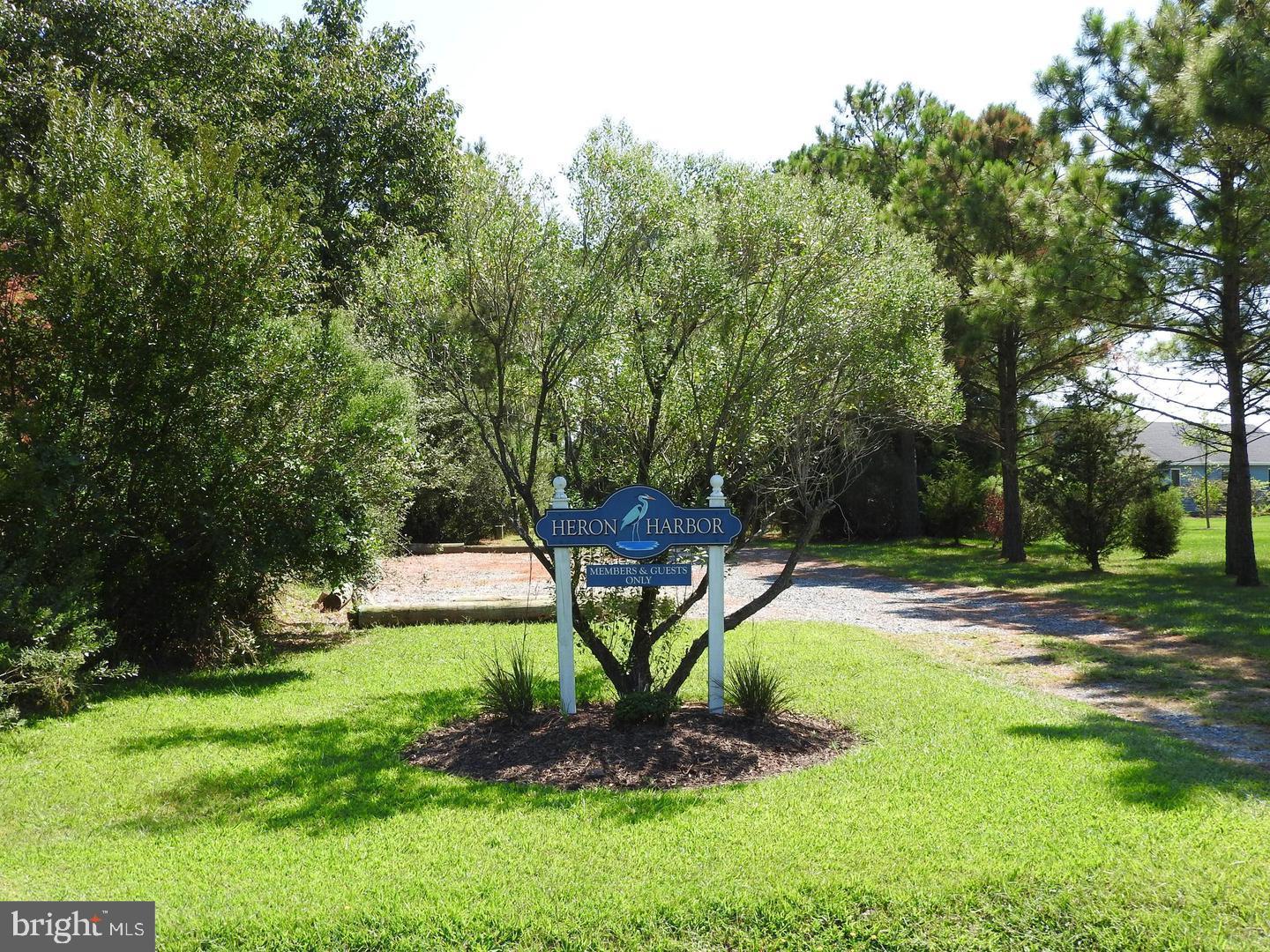 5226 Heron Rd Property Photo 1