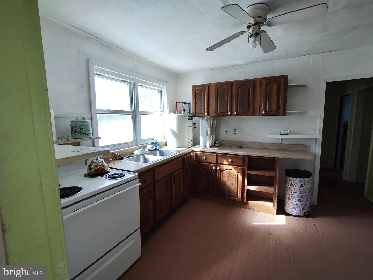 2539 Toddville Rd Property Photo 11